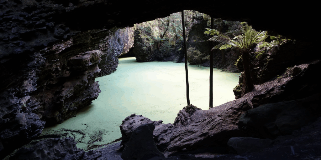 Trowutta Arch, Tasmania